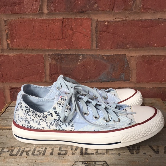 Converse Shoes - Ladies Converse